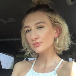 Meet your Posher, Lindsey